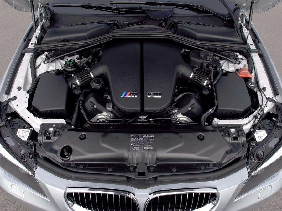  BMW M5 Touring 2007 года  (фото 25 из 56)